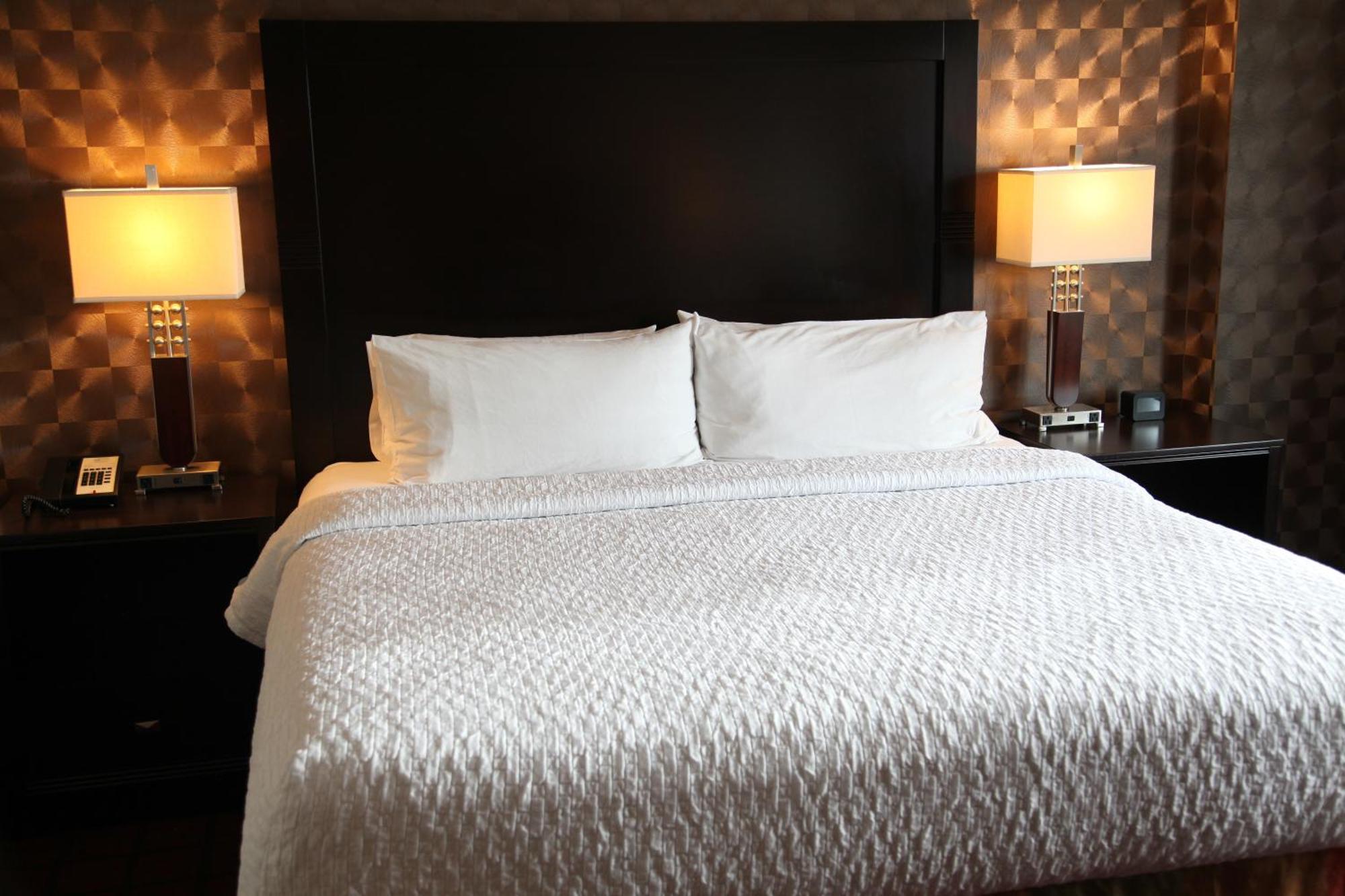 Homewood Suites Calgary Airport Екстер'єр фото